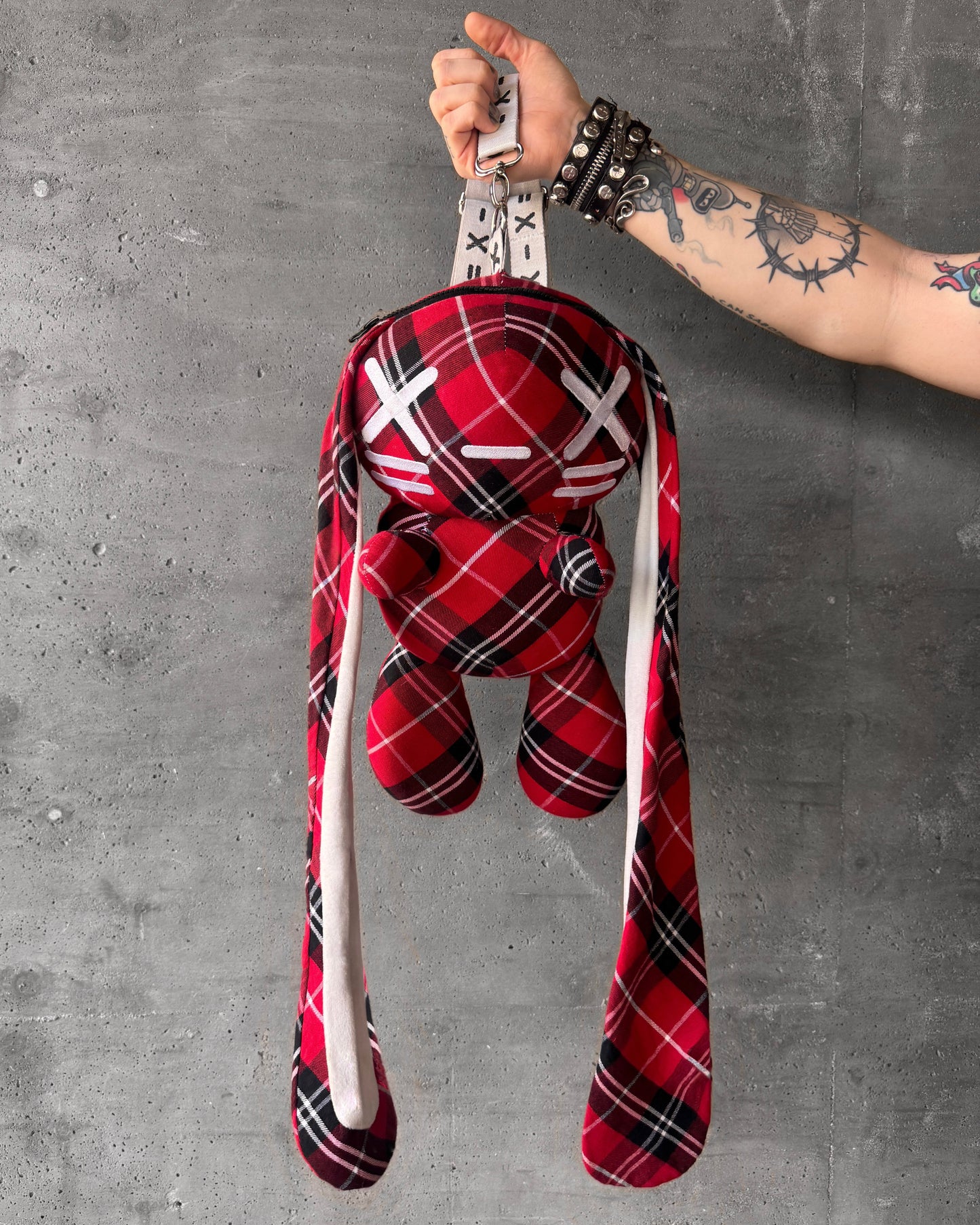 BLOODSHOT ZOMBUN PLUSHIE BACKPACK