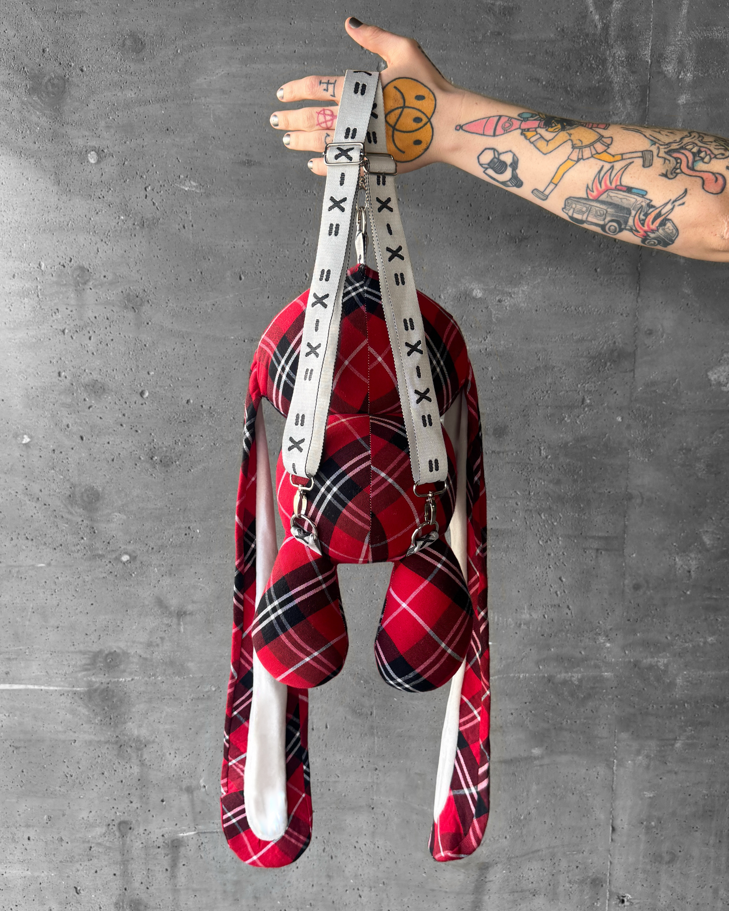 BLOODSHOT ZOMBUN PLUSHIE BACKPACK